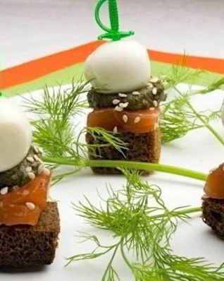 Канапе с дыней