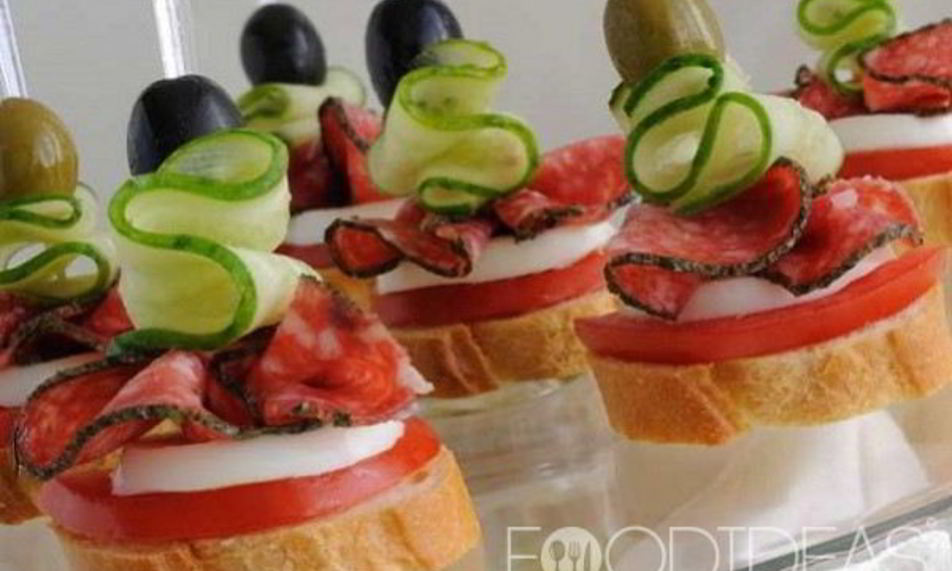 Рецепт канапе с колбасой