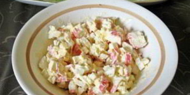 канапе с крабовыми палочками