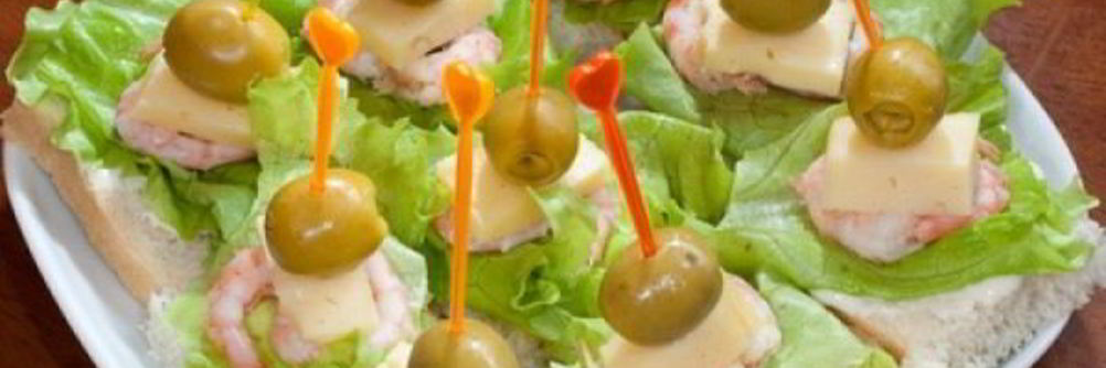 Канапе с креветками