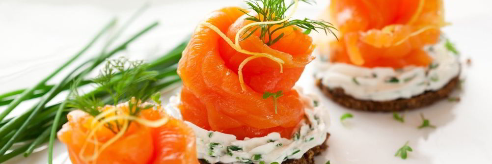 Канапе с лососем