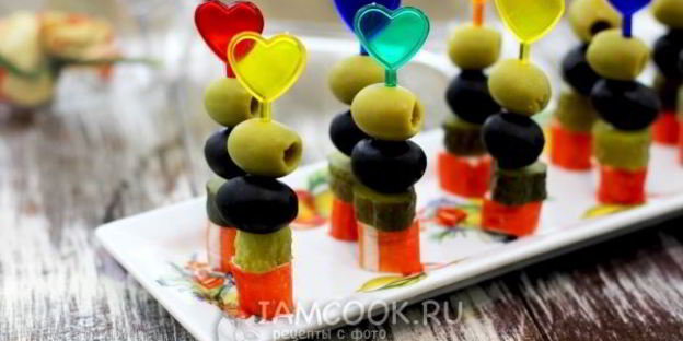 канапе с оливками