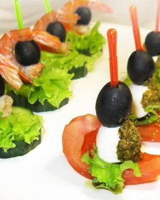 Канапе с раковыми шейками