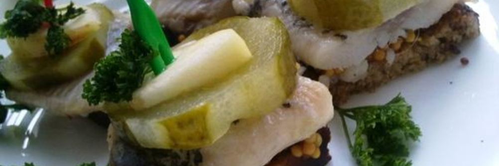 Канапе с сельдью