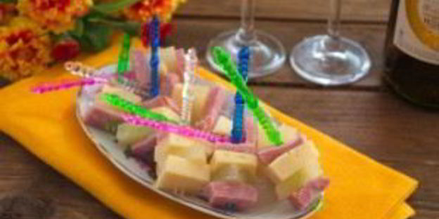 канапе с ветчиной и сыром