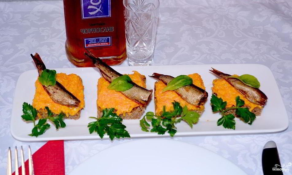 Рецепт канапе со шпротами