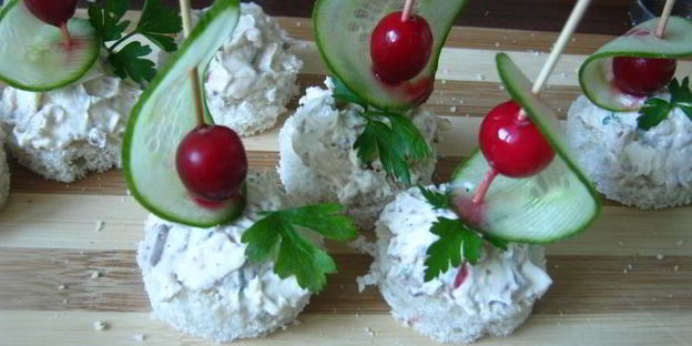 канапе забава