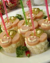 Закуски на шпажках