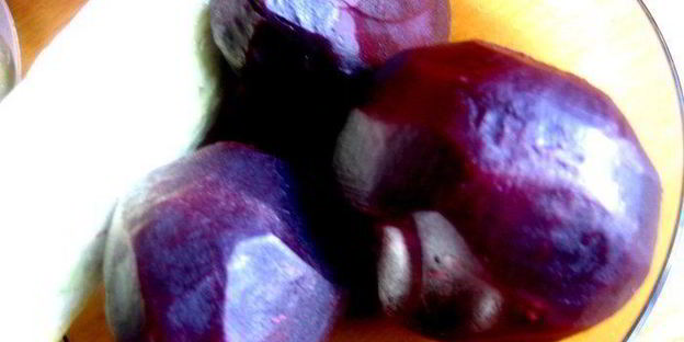 пикантные канапе из свеклы