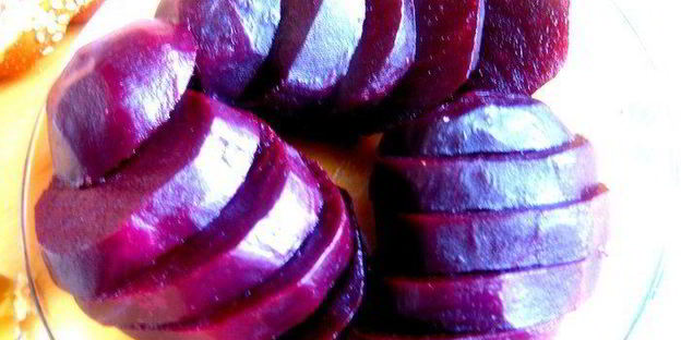 пикантные канапе из свеклы