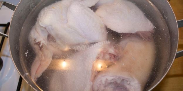 холодец из курицы и свиных ножек