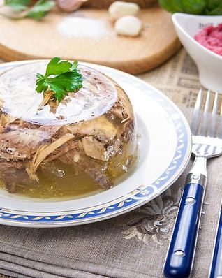 Холодец из свиной рульки и курицы