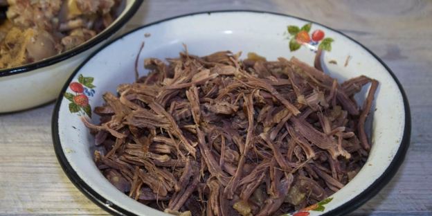 холодец из свиных ножек и говядины