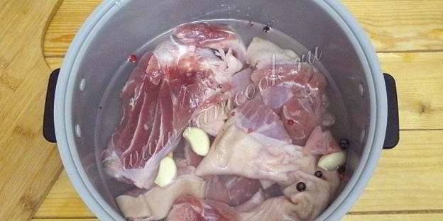 холодец в мультиварке