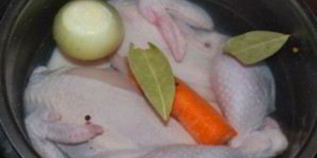 куриный холодец в мультиварке редмонд