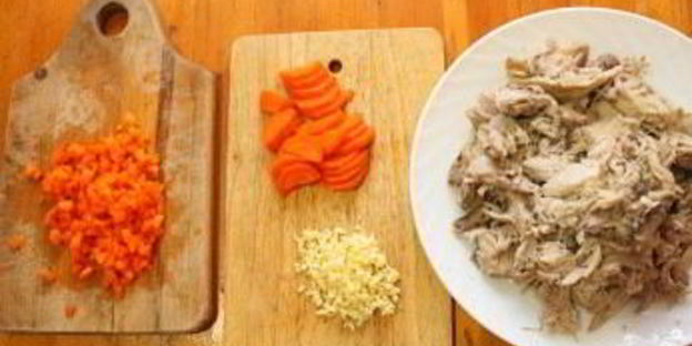 куриный холодец в мультиварке редмонд