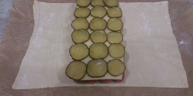 плетеный хот-дог