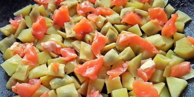 фриттата с лососем и картофелем