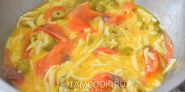 фриттата с лососем и сыром