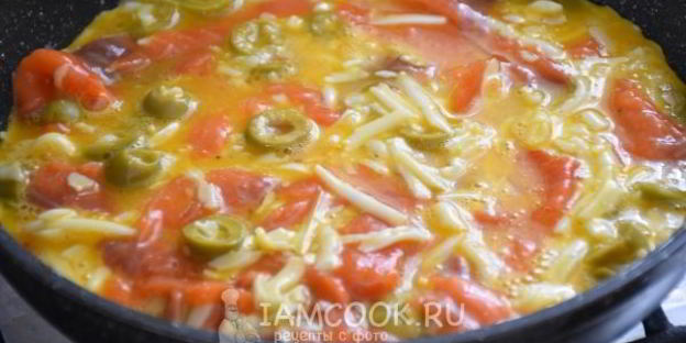 фриттата с лососем и сыром