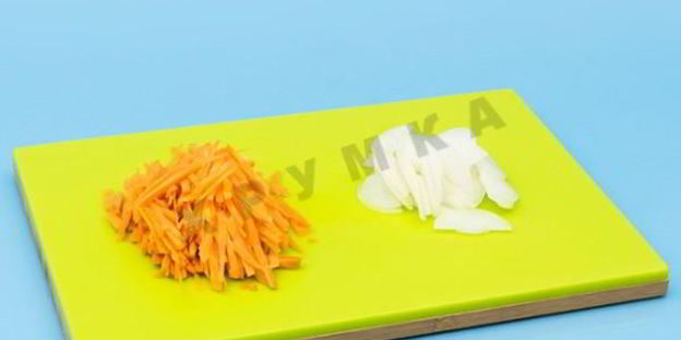 омлет микс со свининой и помидорами черри