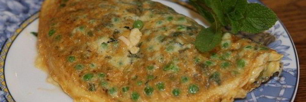 Омлет с мятой и зеленым горошком