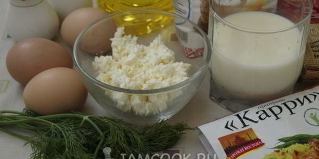 омлет с творогом на сковороде
