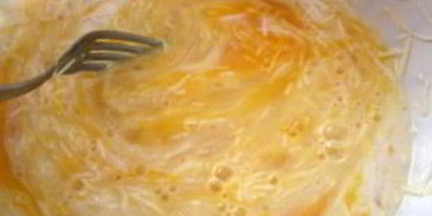 омлет со шпинатом и сыром