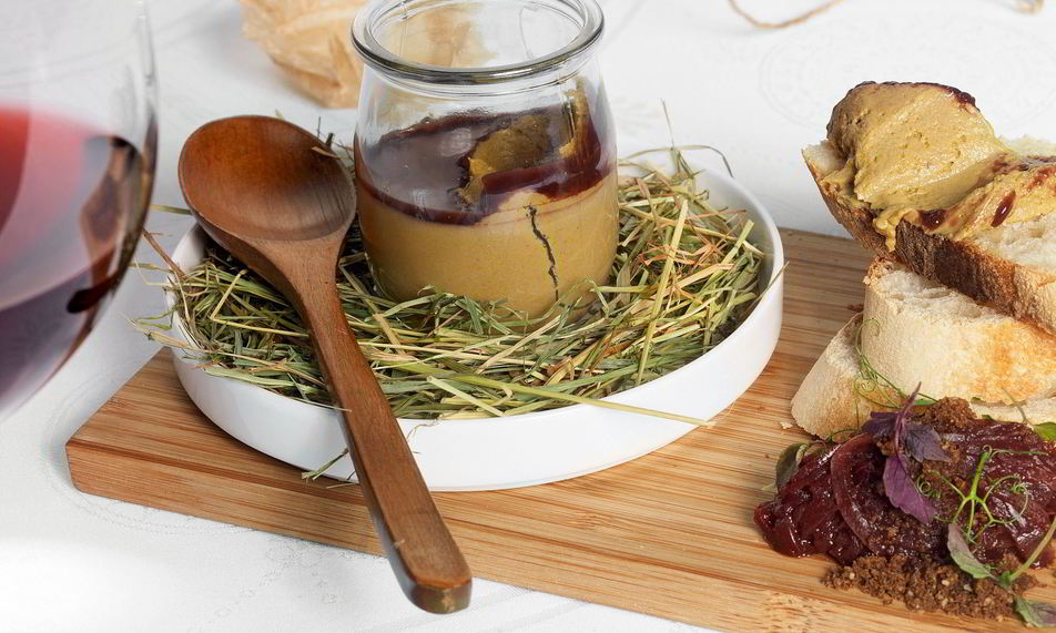 Рецепт куриного паштета с желе из вина