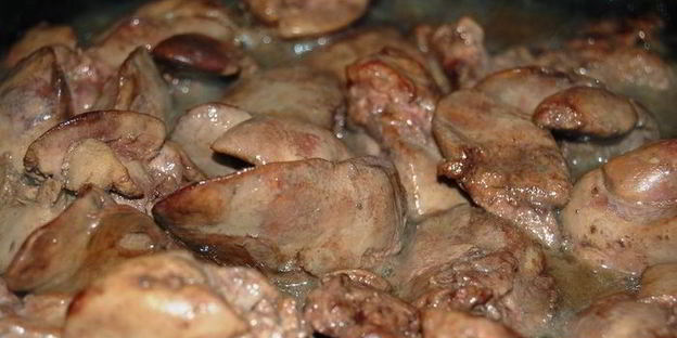 нежный паштет из куриной печени с грибами