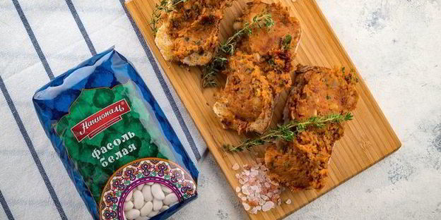 паштет из белой фасоли с вялеными томатами