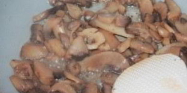 паштет из фасоли с грибами