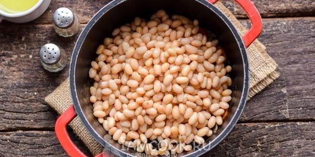 паштет из фасоли с сушеными грибами