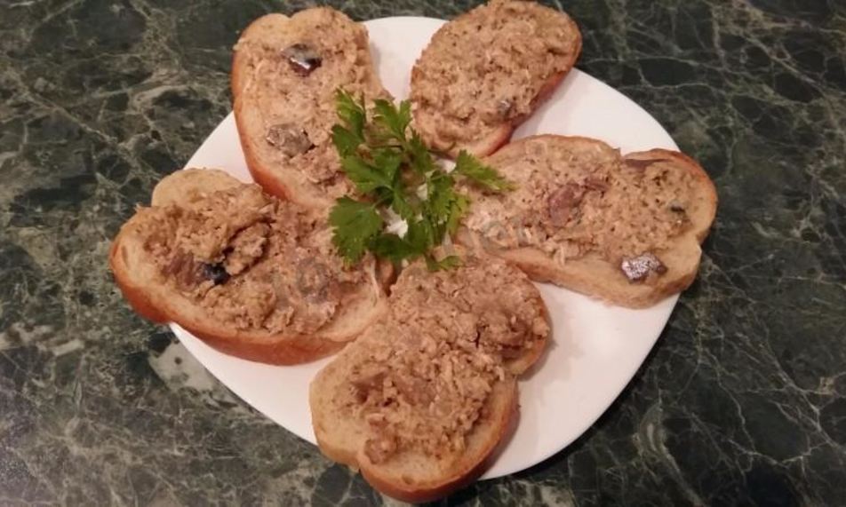 Рецепт паштета иза копченого скумбрий и грецких орехова