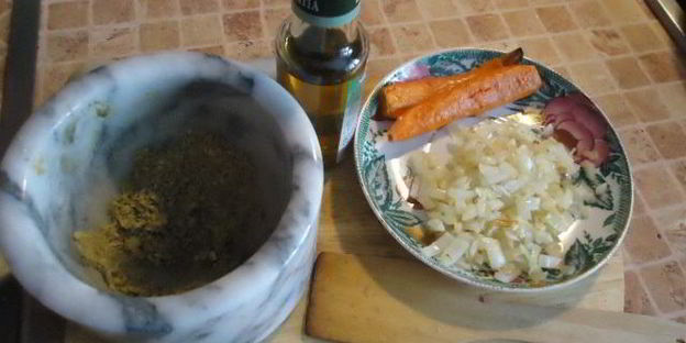 паштет из куриной печени с фисташками