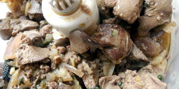 паштет из печени, белого вина и шалфея