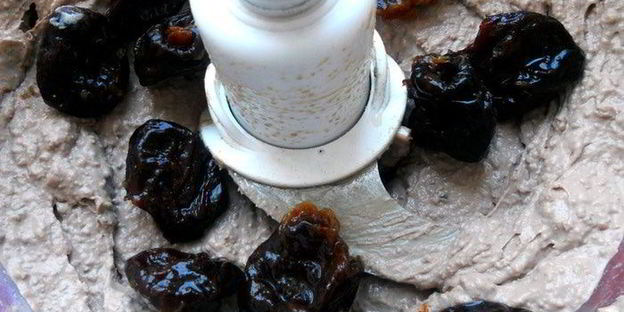 паштет из печени с черносливом