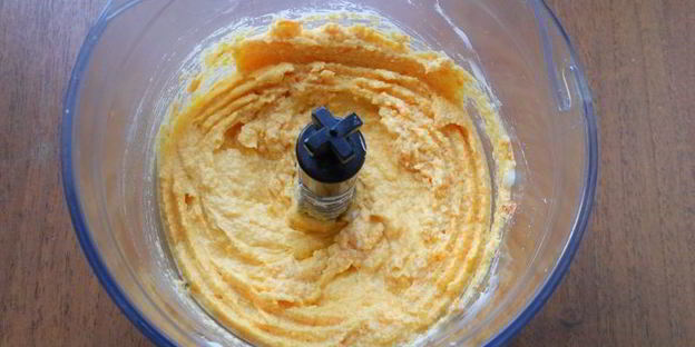 паштет из слабосоленой семги, яиц и моркови