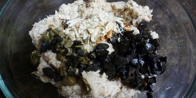 паштет из запеченной скумбрии с чесноком