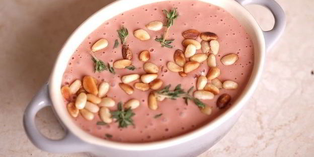 печеночный паштет с творожным сыром и кедровыми орешками