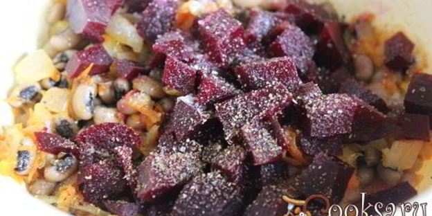 постный фасолевый паштет со свеклой