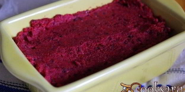 постный фасолевый паштет со свеклой