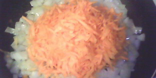 печеночно-омлетный торт