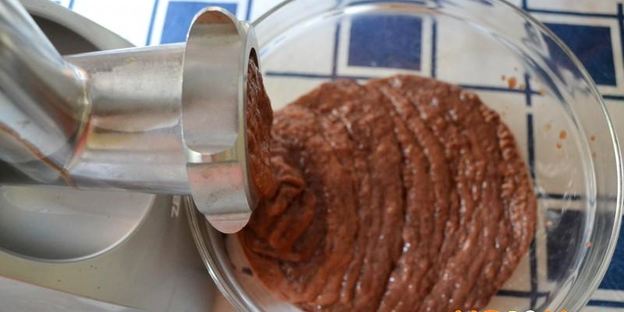 печеночный торт с морковью и луком