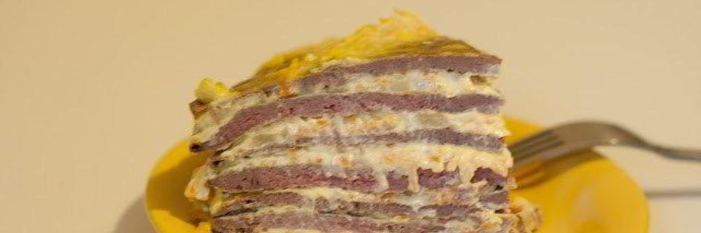 Печеночный торт с овощами