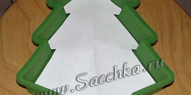 печеночный торт в виде елочки