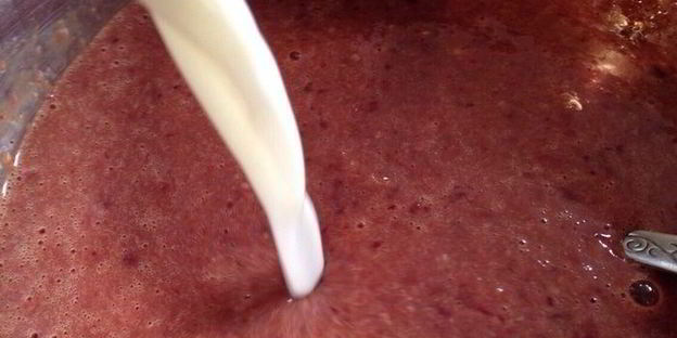 торт из печеночных блинов весна шагает по планете