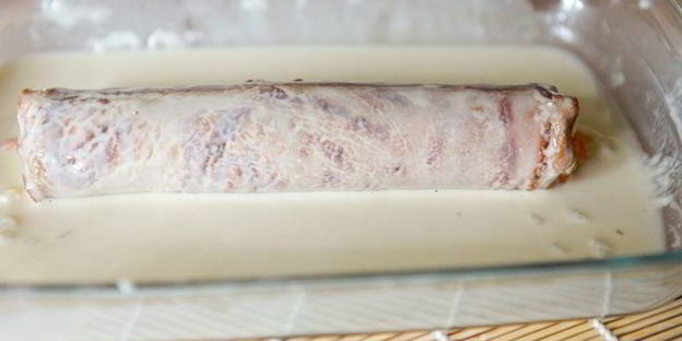 горячий ролл — росу драгон маки с цитрусовым соусом спайс