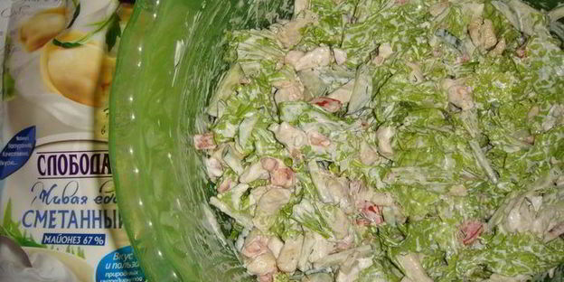 ролл с курицей и овощами