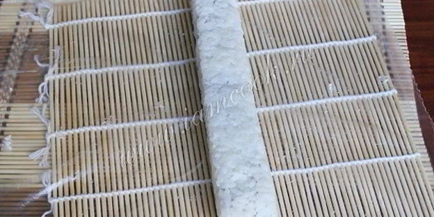 роллы бонито со стружкой тунца